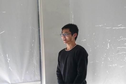 图二 同学们在积极回答问题